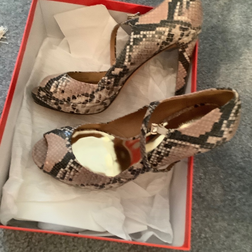 Coach high heels size 8.5